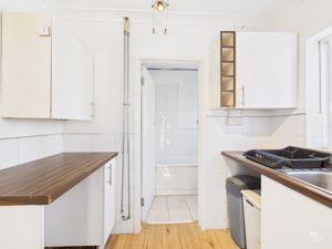 Photo 25- click for photo gallery